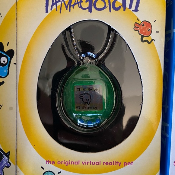 5 Vintage Tamagotchis;gold,green, white,yellow/black,blue/pink-unopened in boxes - Picture 2 of 6